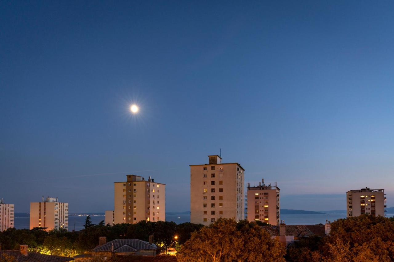 Paha-Paha Modern Apartment With Sea View, Fast Wi-Fi, And Free Parking! Rijeka Exterior foto